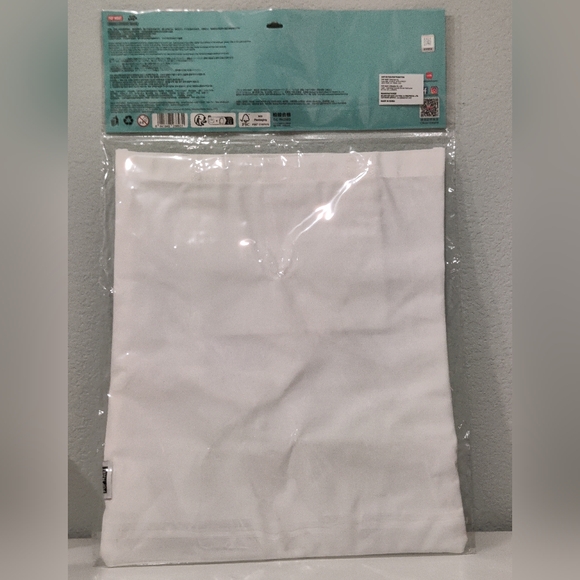 Popmart crybaby tote bag - Picture 4 of 10